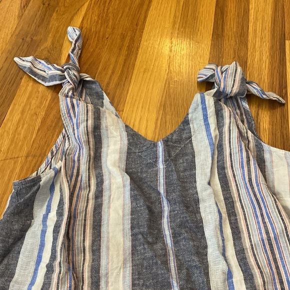 A New Day Women’s Gray and Blue Striped Tank Top Size XS - Picture 4 of 8